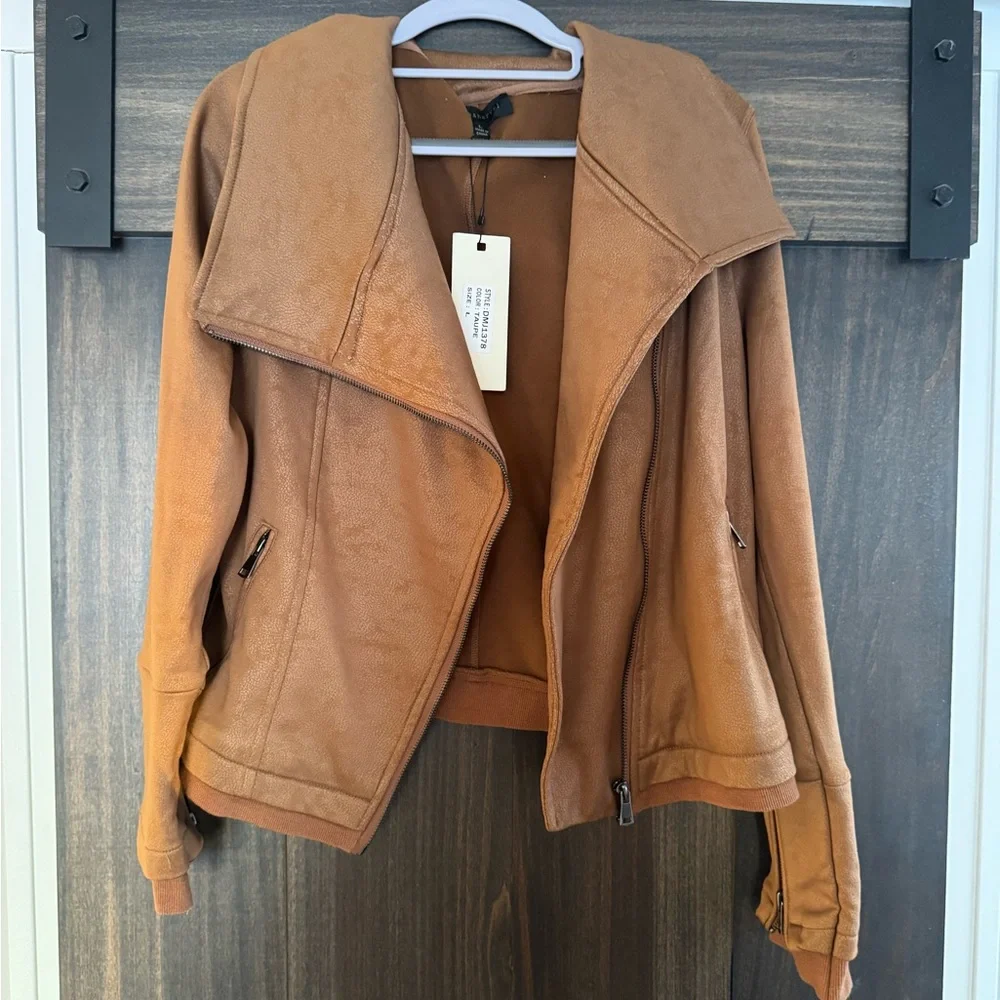 VICI- Suede Tan Women's Jacket - Picture 2 of 6